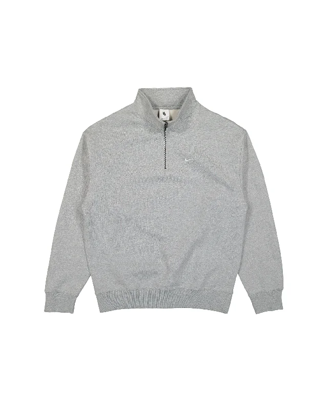 Solo Swoosh Quarter Zip Sweatshirt - Dark Gray Heather / White Hoodie with Slim Fit Tailored Modern Solo Swoosh Quarter Zip Sweatshirt - Dark Gray Heather / White Hoodie with Slim Fit Tailored Modern