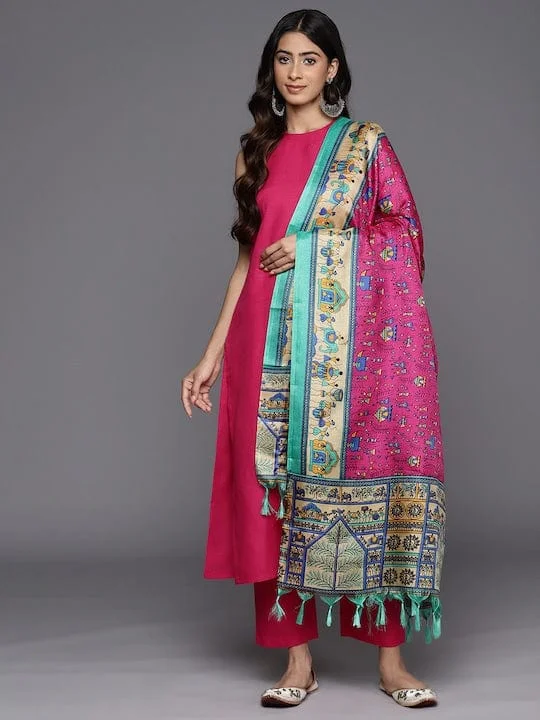 Varanga Pink solid Halter Neck Kurta With Trousers & Dupatta Trousers Plaid Checkered Varanga Pink solid Halter Neck Kurta With Trousers & Dupatta Trousers Plaid Checkered