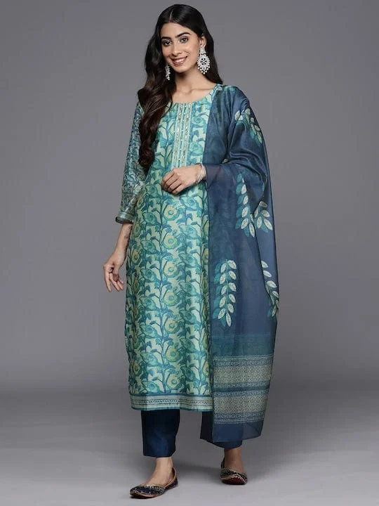 Varanga Sea Green Floral Printed Regular Sequinned Kurta With Trousers With Dupatta Trousers Cargo pockets Varanga Sea Green Floral Printed Regular Sequinned Kurta With Trousers With Dupatta Trousers Cargo pockets
