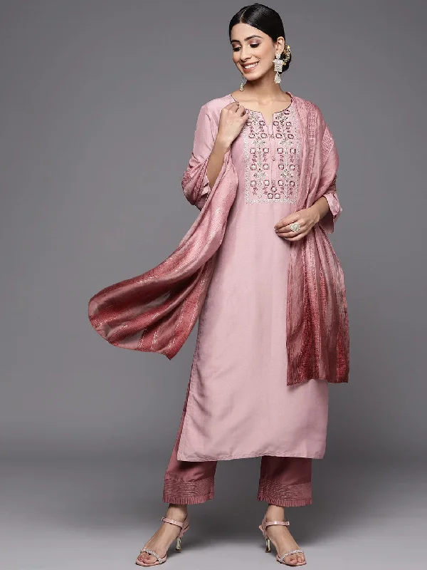 Varanga Women Mauve Floral Yoke Design Thread Work Pure Cotton Kurta with Trousers & With Dupatta Trousers Trousers Formal Varanga Women Mauve Floral Yoke Design Thread Work Pure Cotton Kurta with Trousers & With Dupatta Trousers Trousers Formal