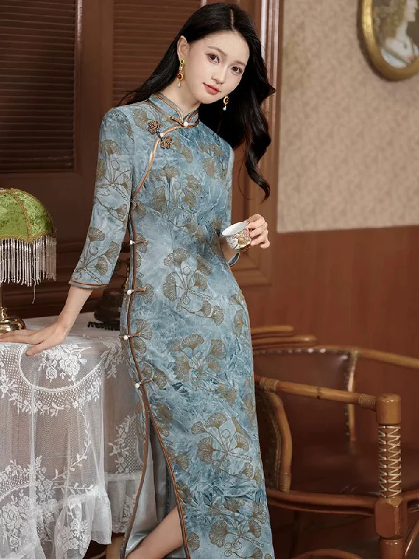 Modern Chinese Qipao dress, light blue floral dress, Evening Dress, Full length, mandarin collar, 3/4 sleeve Halter Neckline Beach Modern Chinese Qipao dress, light blue floral dress, Evening Dress, Full length, mandarin collar, 3/4 sleeve Halter Neckline Beach