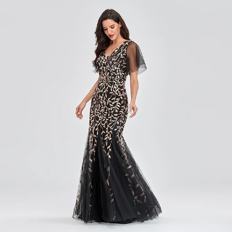 BerriesJam - 2024Plus Size V Neck Short Sleeve Lace Appliques Party Dress Square Neckline Feminine BerriesJam - 2024Plus Size V Neck Short Sleeve Lace Appliques Party Dress Square Neckline Feminine